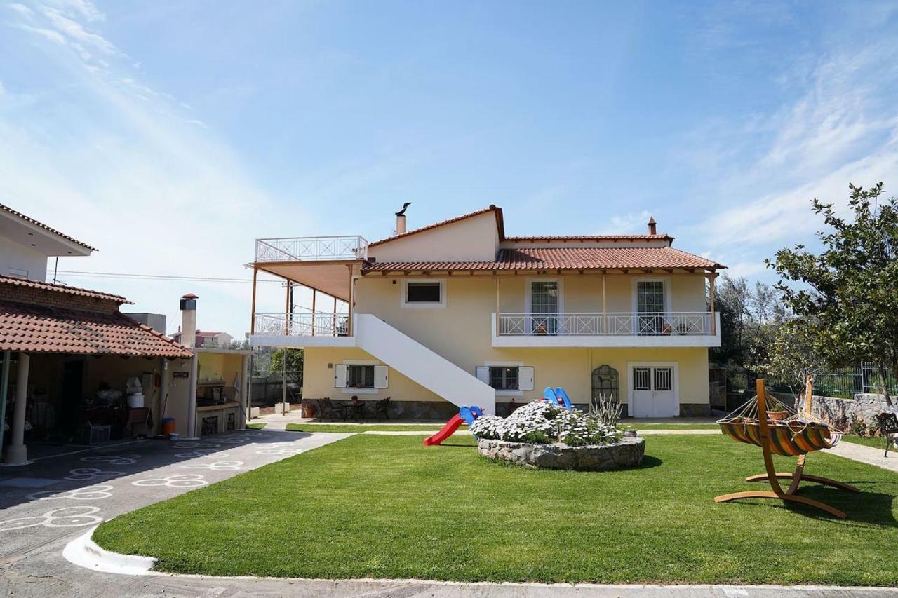 Eleni'S Holiday Home كالاماتا المظهر الخارجي الصورة
