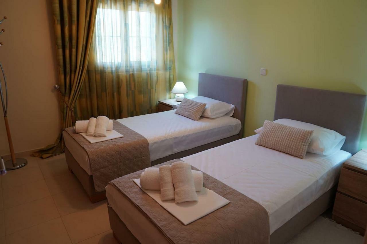 Eleni'S Holiday Home كالاماتا المظهر الخارجي الصورة