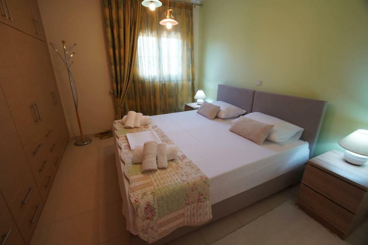Eleni'S Holiday Home كالاماتا المظهر الخارجي الصورة